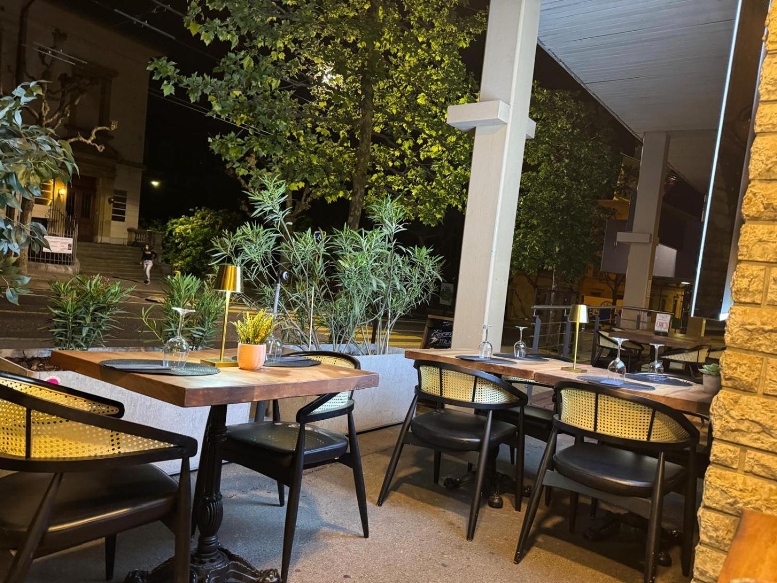 Neuchatel City Hotel 외부 사진