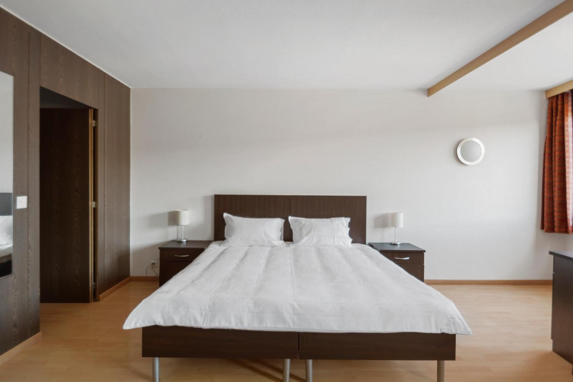 Neuchatel City Hotel 외부 사진