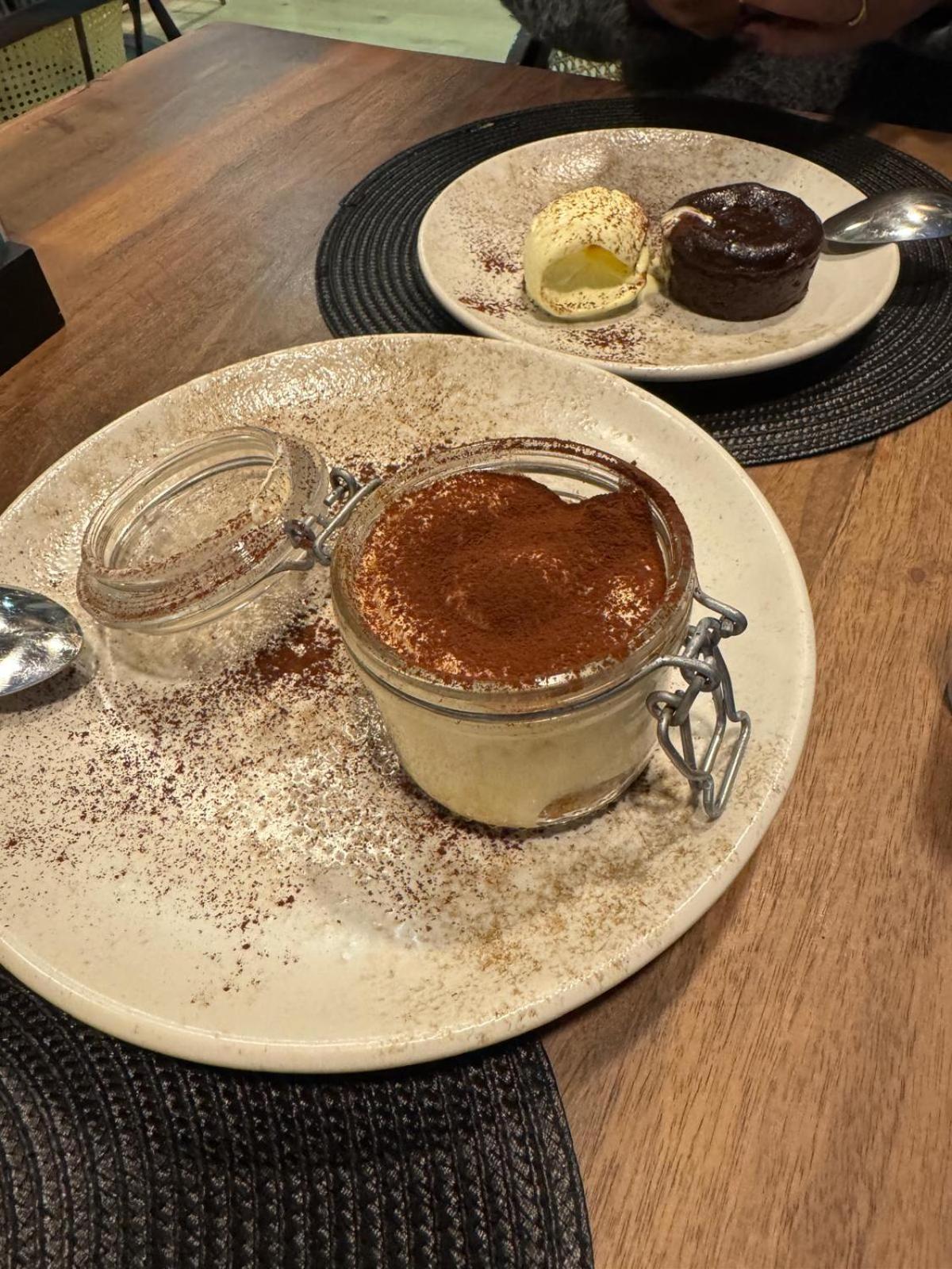 Neuchatel City Hotel 외부 사진